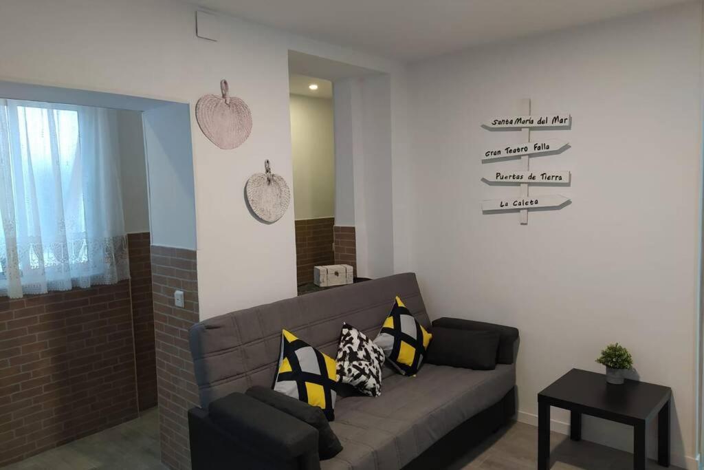 OH Cádiz Apartman Kültér fotó